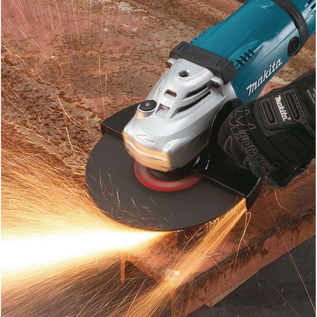 Makita_GA9030RF01_ugaona_brusilica_2.400W_230mm_balaton_alati_4