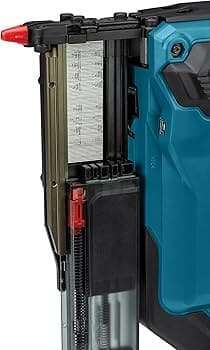 Makita_PT354DZ_akumulatorski_zakivač_klinastih_eksera_12V_bez_baterije_i_punjača_prodajaalata.rs_3