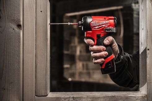 Milwaukee_M12FID2-202X_udarni_odvijač_1-4_170Nm_12v_2_x_12V_2Ah_4933479877_prodajaalata.co.rs_5