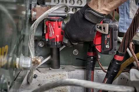 Milwaukee_M18_FIW2F12-502X_akumulatorski_udarni_odvijač_2_x_18V_5Ah_1-2″_339Nm – 4933478444_prodajaalata.co.rs_4