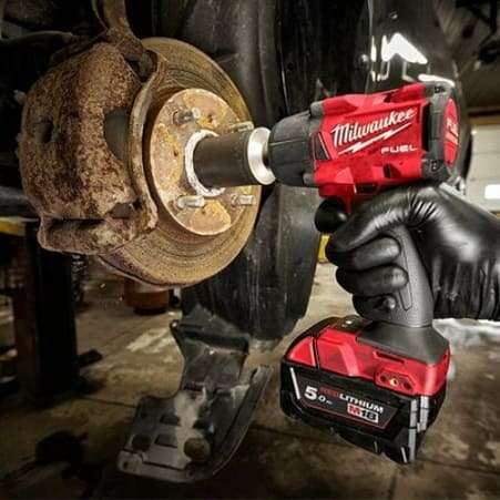 Milwaukee_M18_FIW2F12-502X_akumulatorski_udarni_odvijač_2_x_18V_5Ah_1-2″_339Nm – 4933478444_prodajaalata.co.rs_5
