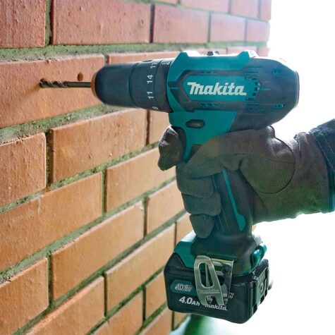 Makita_HP333DWAE_aku_udarna_bušilica-odvijač_2x_12V_2Ah_prodajaalata.co.rs_4