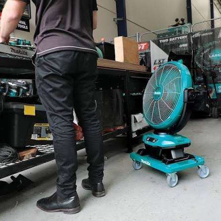 Makita-CF003GZ-akumulatorski-ventilator-40V-XGT-bez-baterije-i-punjač-4